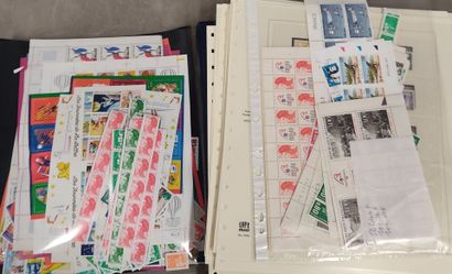 Lot of new franc faciale
Value approx. 7600...