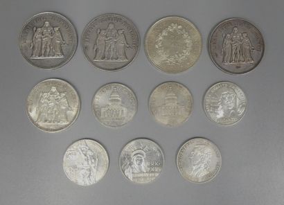 Lot of 11 French silver coins :
50 francs...
