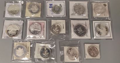 World - Lot of 14 various coins (Euro and...