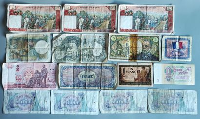 Lot of 25 banknotes in poor condition
Various...