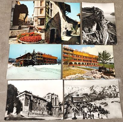 A box of around 800 semi-modern and modern...