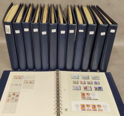 Collection of France neufs in thirteen Safe...