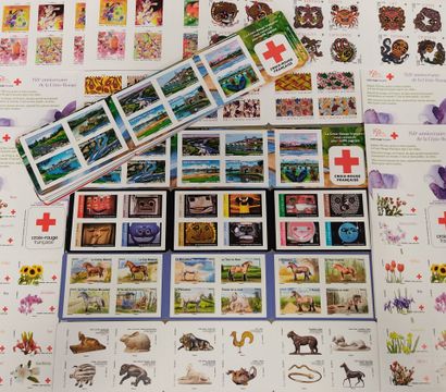 Lot of 690 permanent stamps, green letters,...