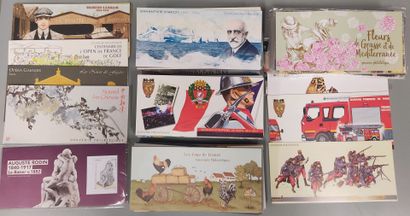Lot of about 170 new miscellaneous souvenir...