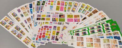 Pack of 660 self-adhesive permanent stamps
Face...
