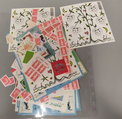 Lot of 558 permanent gummed stamps
Face value...