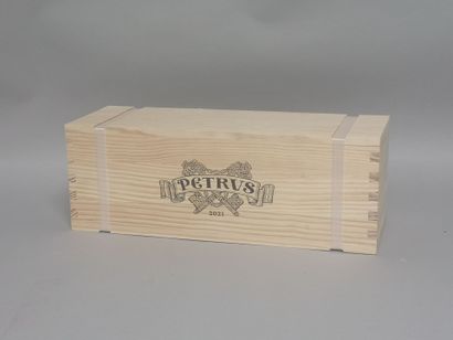 1 bottle PETRUS - Pomerol 2021 In wooden...