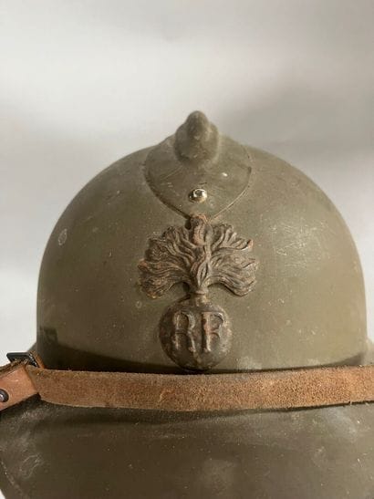[Military equipment]. [France]. CASQUE ADRIAN...