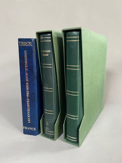 [Premier jour]. [Monnaie]. LOT de 3 albums...