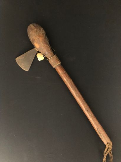 CASSE-TÊTE / Wood and metal axe with engraved...