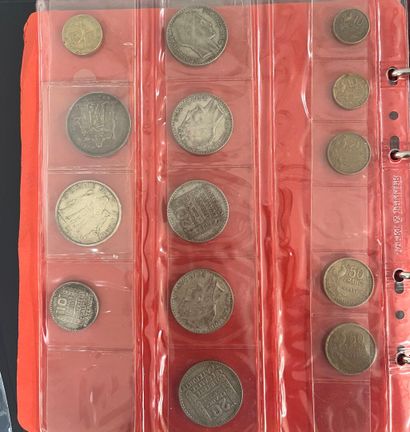 [Monnaie]. [France]. ALBUM de monnaies France.
Plusieurs...