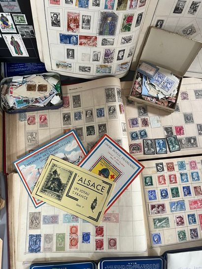 [Philately]. Strong LOT of used stamps, worldwide.
Some...