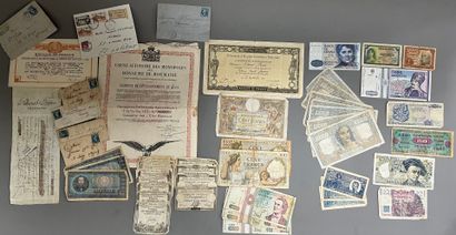 CLASSEUR de plus de 30 billets France et...