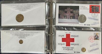 [Premier jour]. [Monnaie]. LOT de 3 albums...