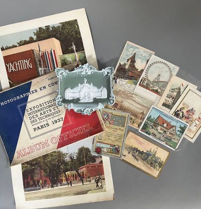 [Exposition universelle]. [1900]. LOT including:
-...