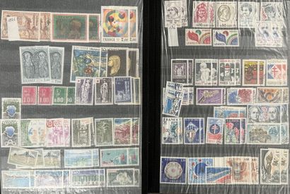 [Philately]. [France]. LOT of 3 albums of...