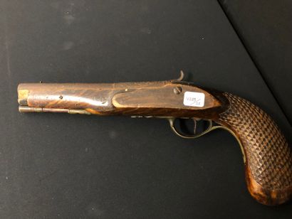 PISTOLET, carved walnut stock, percussion...