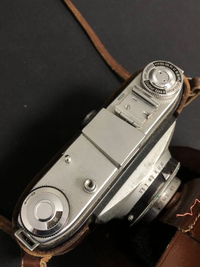 LOT of cameras and accessories
Such as Kodak,...