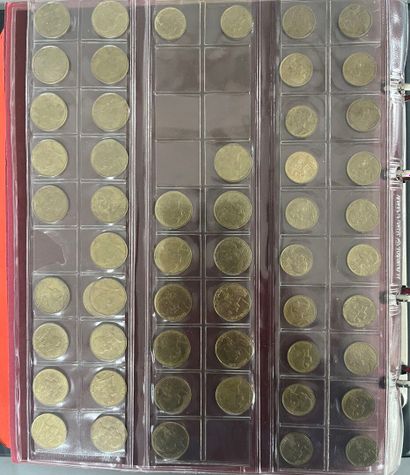 [Monnaie]. [France]. ALBUM de monnaies France.
Plusieurs...