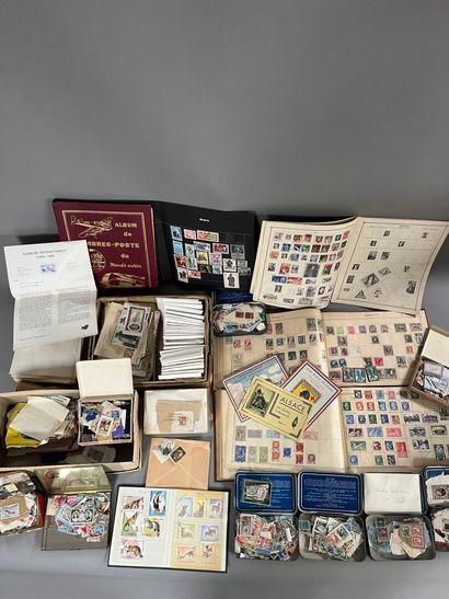 [Philately]. Strong LOT of used stamps, worldwide.
Some...