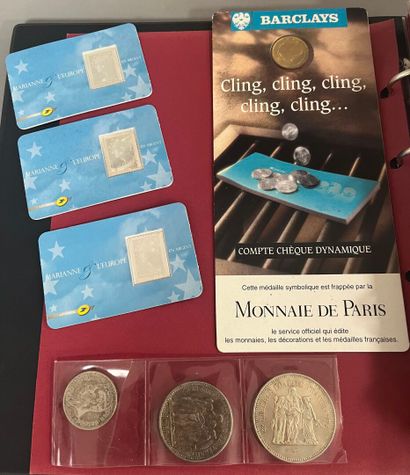 [Monnaie]. [France]. ALBUM de monnaies France.
Plusieurs...