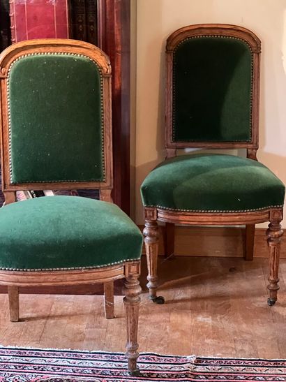 Five oak chairs from the Louis Philippe period....