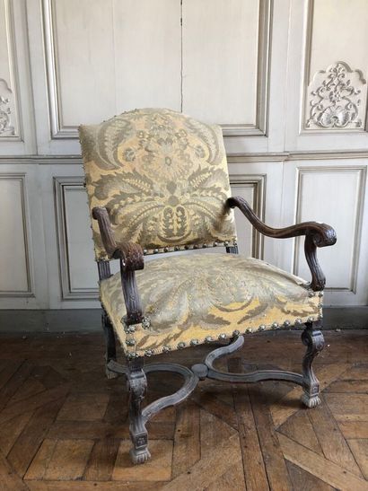 Large Louis XIV style armchair, 19th century
In...