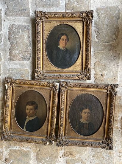 L. LARCHE circa 1850
Portraits of a Lady...