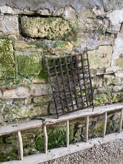 Wrought-iron master gate 
H. 61 L. 45 cm