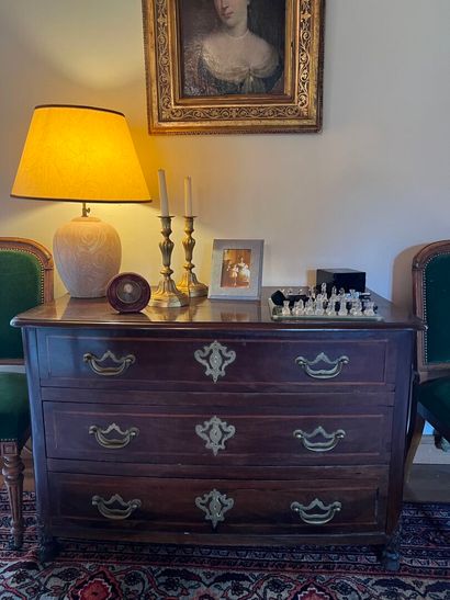 Mahogany and mahogany veneer chest of drawers,...