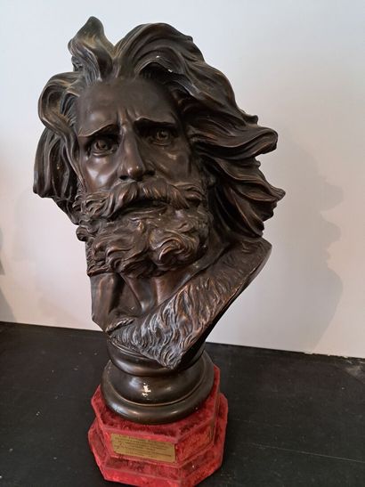 After François RUDE
Gallic warrior
Patinated...