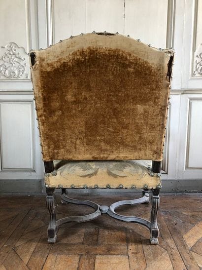 Large Louis XIV style armchair, 19th century
In...