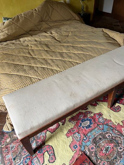 Pair of oak benches early 19th century
Stains.
H....