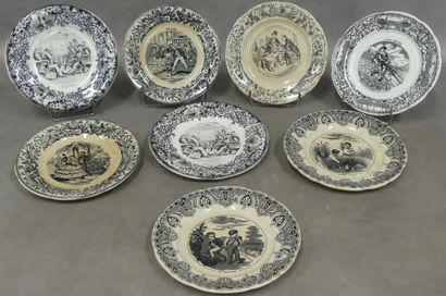 Set of eight printed plates:
Sarreguemines...