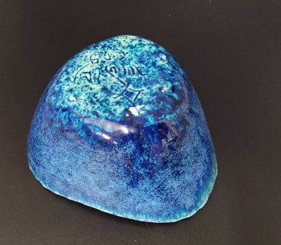 Accolay : Small pocket cup in speckled blue...