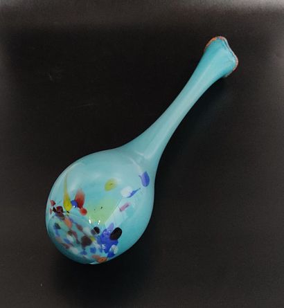 A set of two vases:
a long-necked glass soliflore...