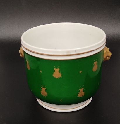 Lot: A porcelain bowl vase from Paris
with...