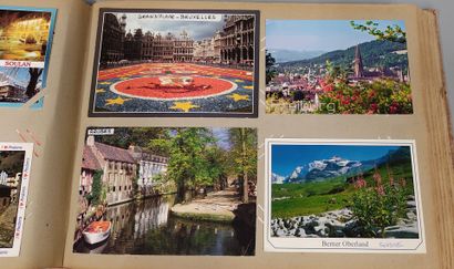 an album of about 350 mostly modern postcards
average...