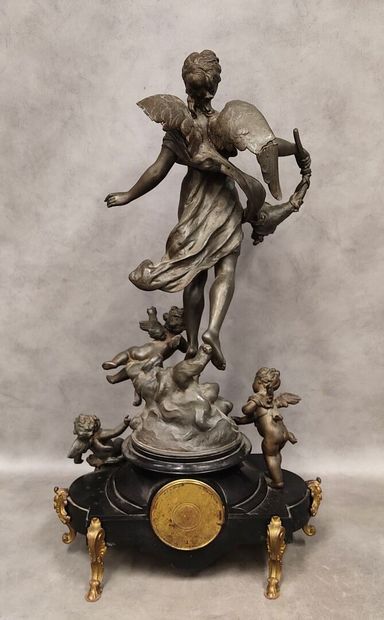 M. MOREAU: Pendulum
l'abondance - sculpture...
