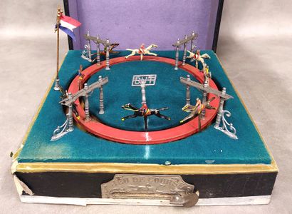 Horse racing games circa 1920/1930
central...