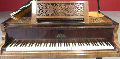 Quarter grand piano by ERARD
Numbered 53080...
