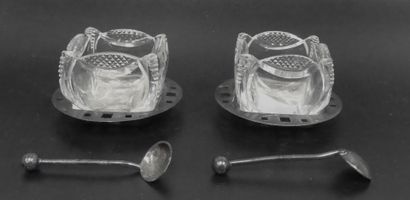 A crystal bowl on a foot, with an added lid...