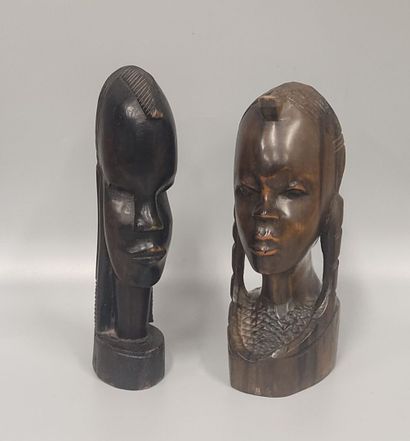 A set of 5 modern African wooden statuet...