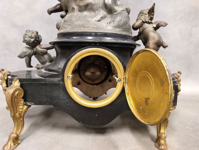 M. MOREAU: Pendulum
l'abondance - sculpture...