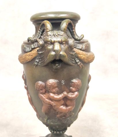 A pair of Regula urn vases decorated with...
