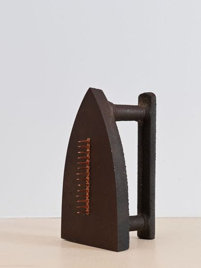 Man RAY (1890-1976)
Gift, 1921-1971
Metal
Signed,...