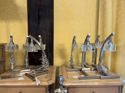 LOT of 9 bedside lamps in brushed metal,...