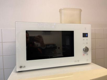 LG smart microwave invented.
As is.