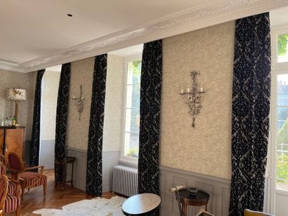LOT including:
-5 black velvet brocade fabric...