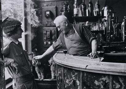 Robert DOISNEAU
Young man smoking his cigarette...